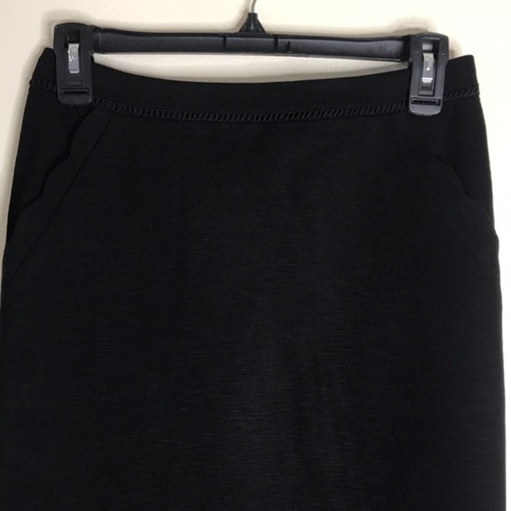 Skies Are Blue Women's Scalloped Hem Pocket Mini Skirt Black Small - Picture 2 of 10